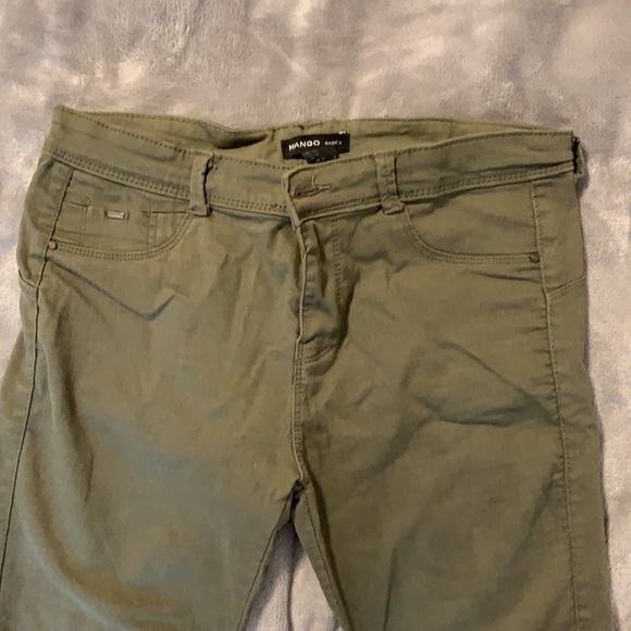 Clothes - Picture 2 of 5